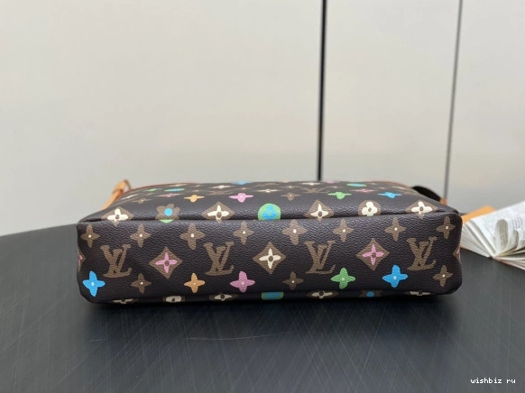 WIS VOYAGE VUITTON POCHETTE LOUIS SOUPLE-32*21*8CM 1013